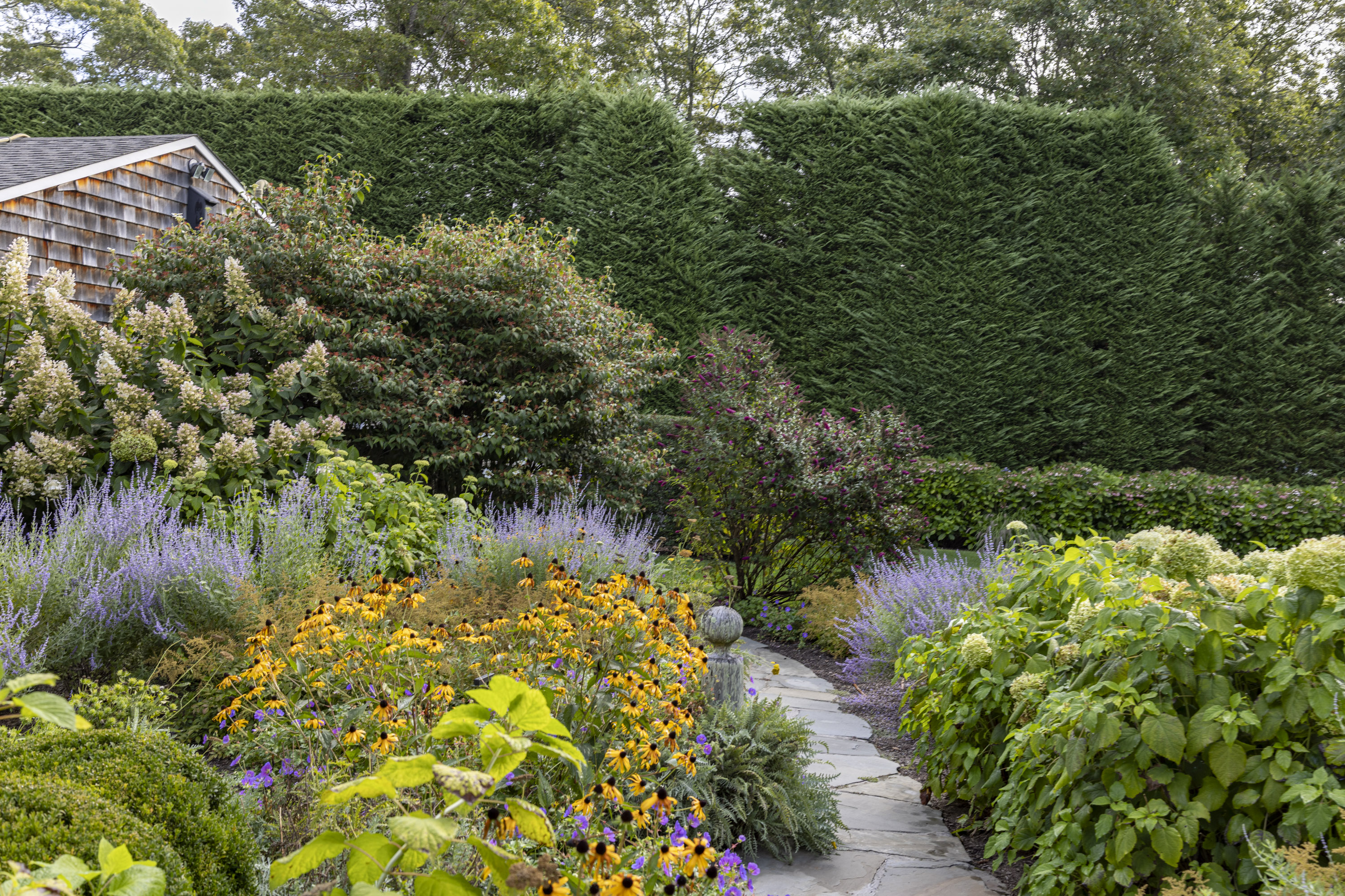 Building development example, by ALEX Developers